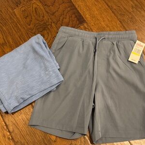 Vineyard Vines Gray Kids performance Shorts size M NWT 2 pair